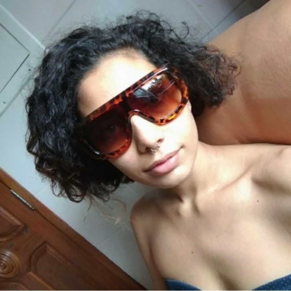 Women Retro Frame Sunglasses